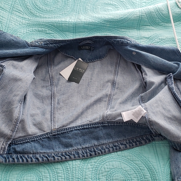 Jean Jacket - Picture 3 of 4